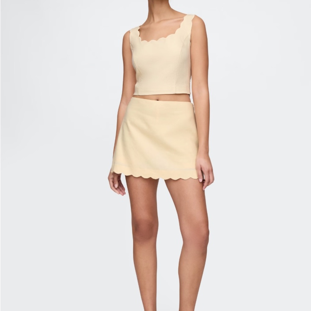 GAP Pale Yellow Mini Skort